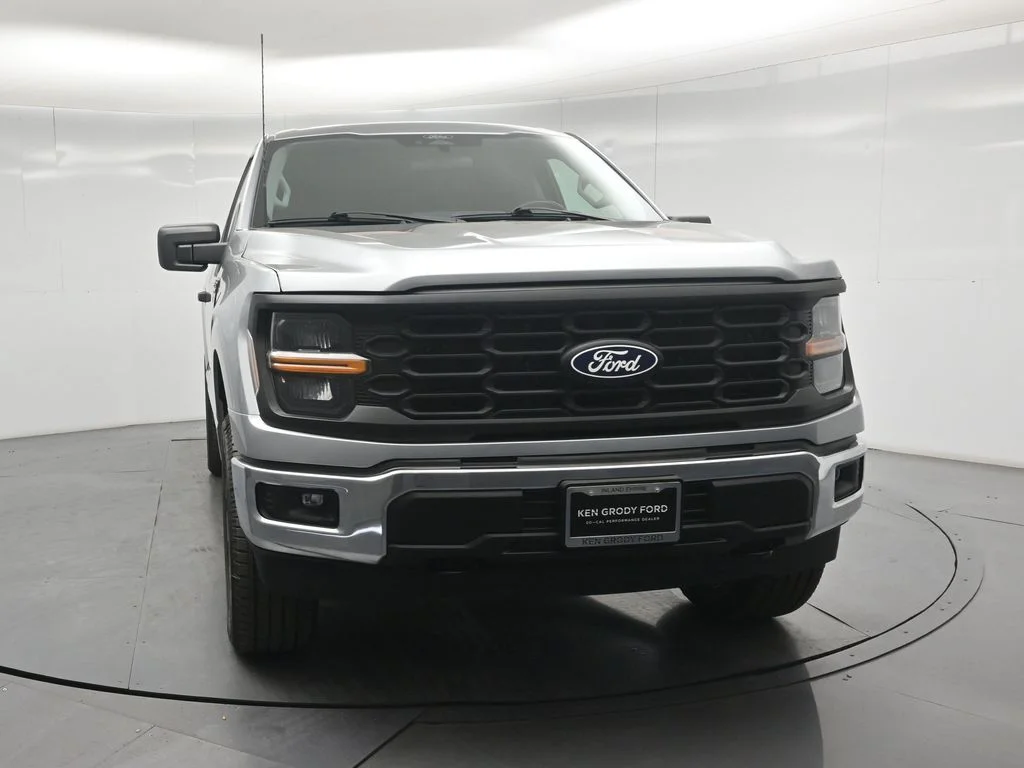 Used 2024 Silver Ford XL image 42