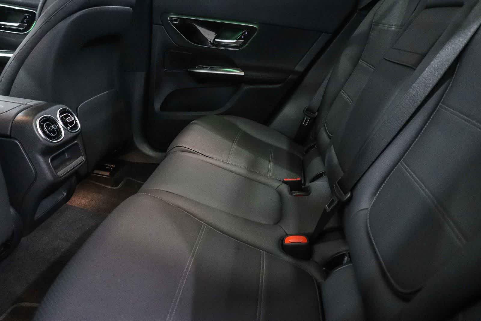 Used 2026 Black Mercedes-Benz GLC 300 image 20