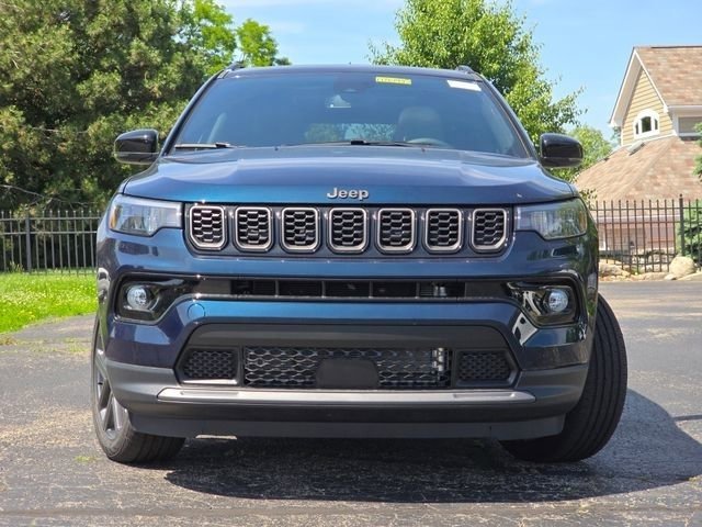 New 2026 Fathom Blue Pearl-Coat Exterior Paint Jeep Limited image 3