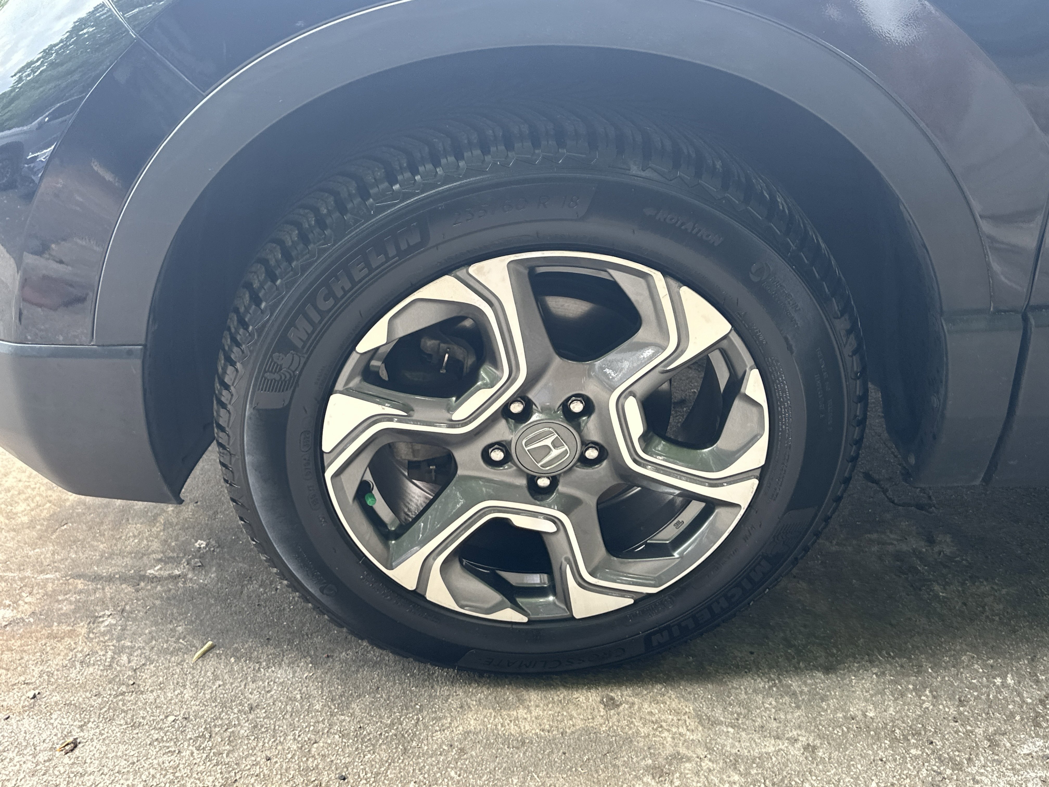 Used 2019 Crystal Black Pearl Honda EX-L image 12