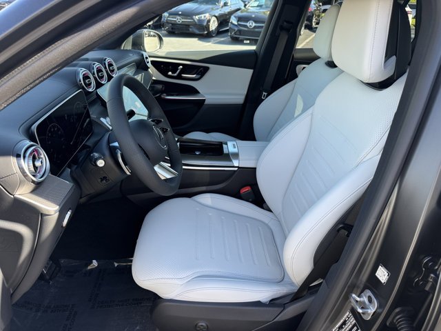 New 2026 MANUFAKTUR Graphite Grey Magno Mercedes-Benz GLC 300 image 2