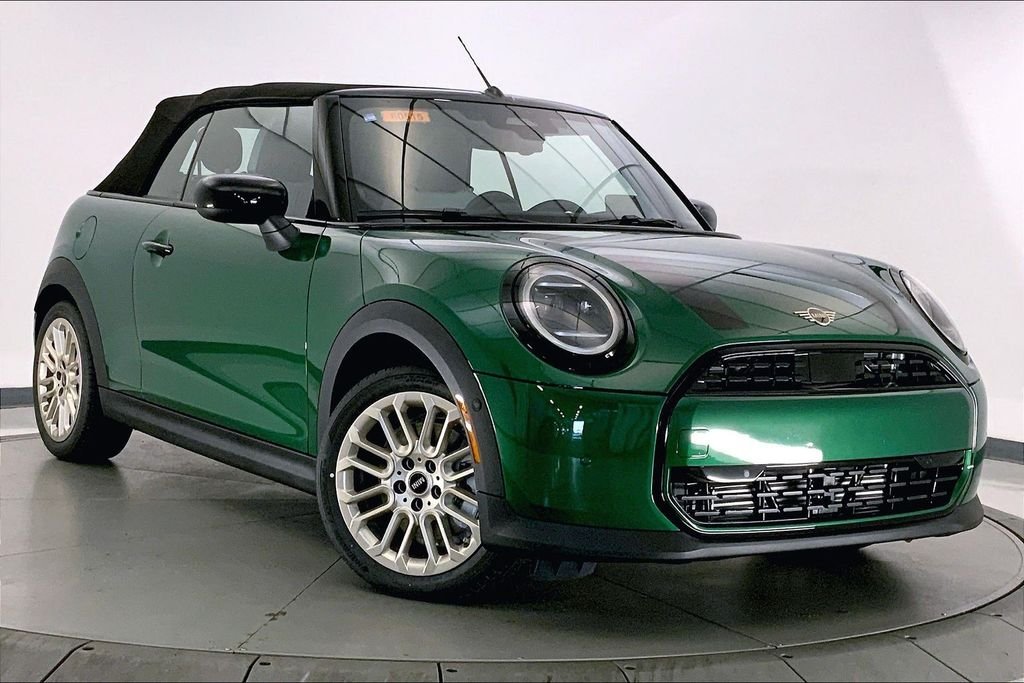 2026 MINI Convertible Cooper Signature's photo