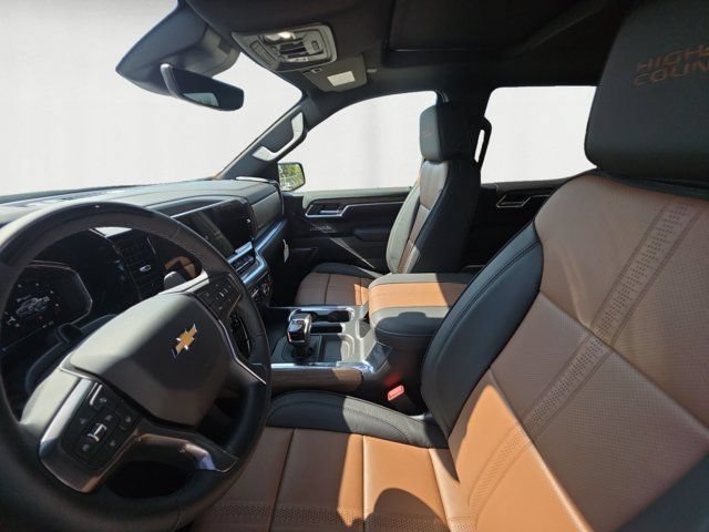 2026 Chevrolet Silverado 1500 High Country - Photo 11