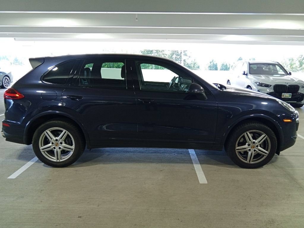 Used 2018 Purpurite Metallic Porsche Platinum Edition image 4