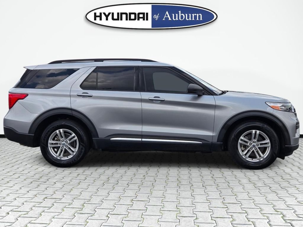 Used 2023 Silver Ford XLT image 4