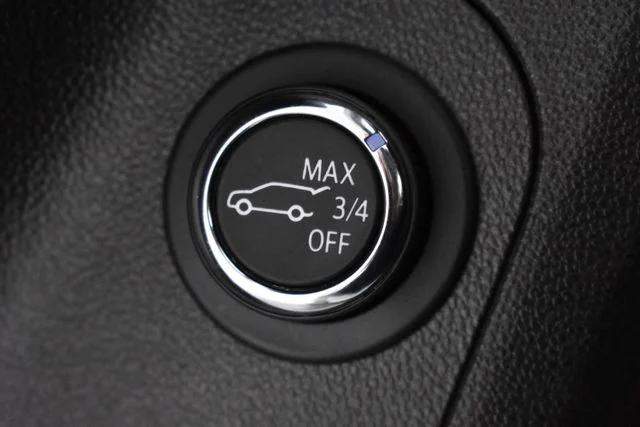Used 2019 White GMC SLT-1 image 31