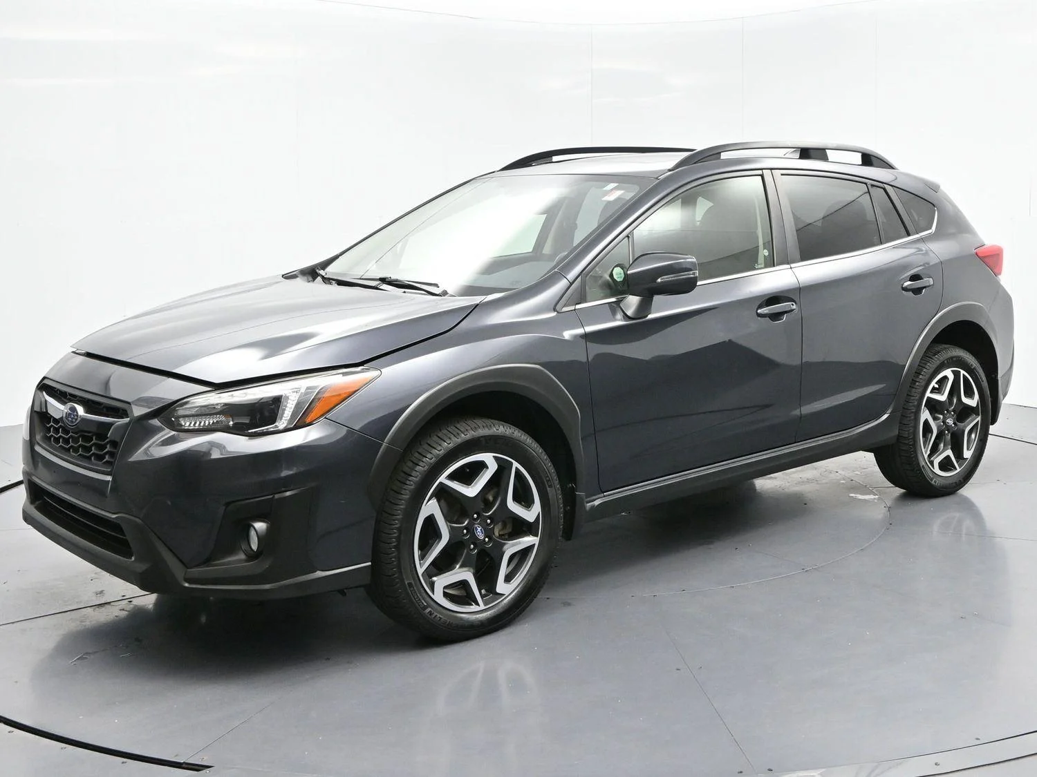 Used 2019 Dark Gray Metallic Subaru Limited image 3