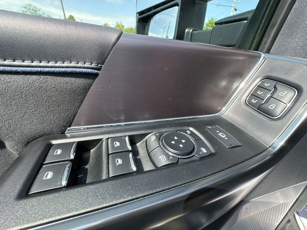 Used 2026 Gray Ford Platinum image 13