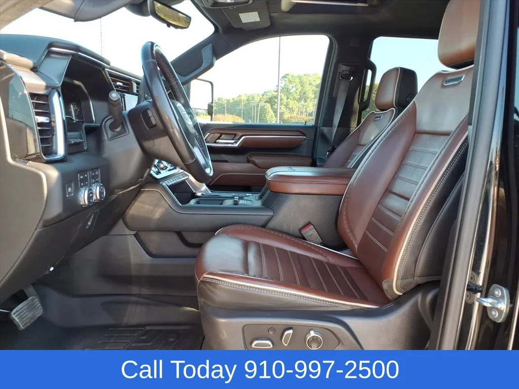Used 2024 Onyx Black GMC Denali Ultimate image 15
