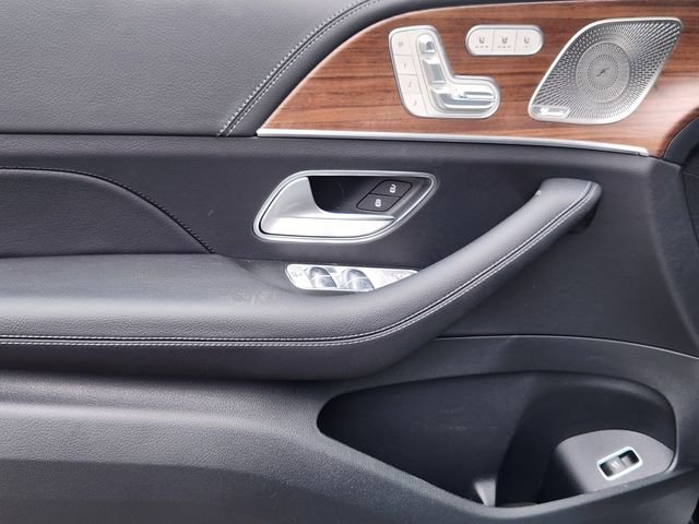 New 2026 Selenite Grey Metallic Mercedes-Benz GLS 450 image 10