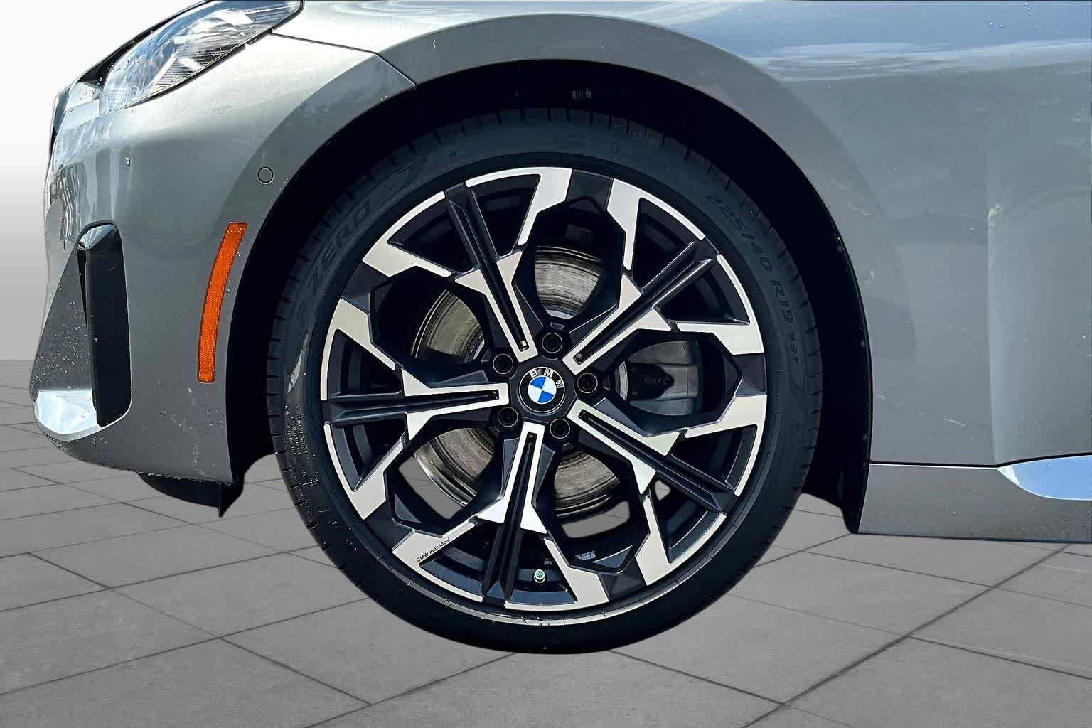 2025 BMW 2 Series 230i - Photo 11