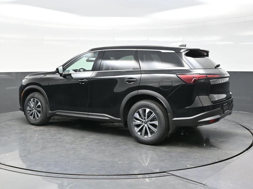 New 2027 BLACK OBSIDIAN INFINITI Pure AWD image 4