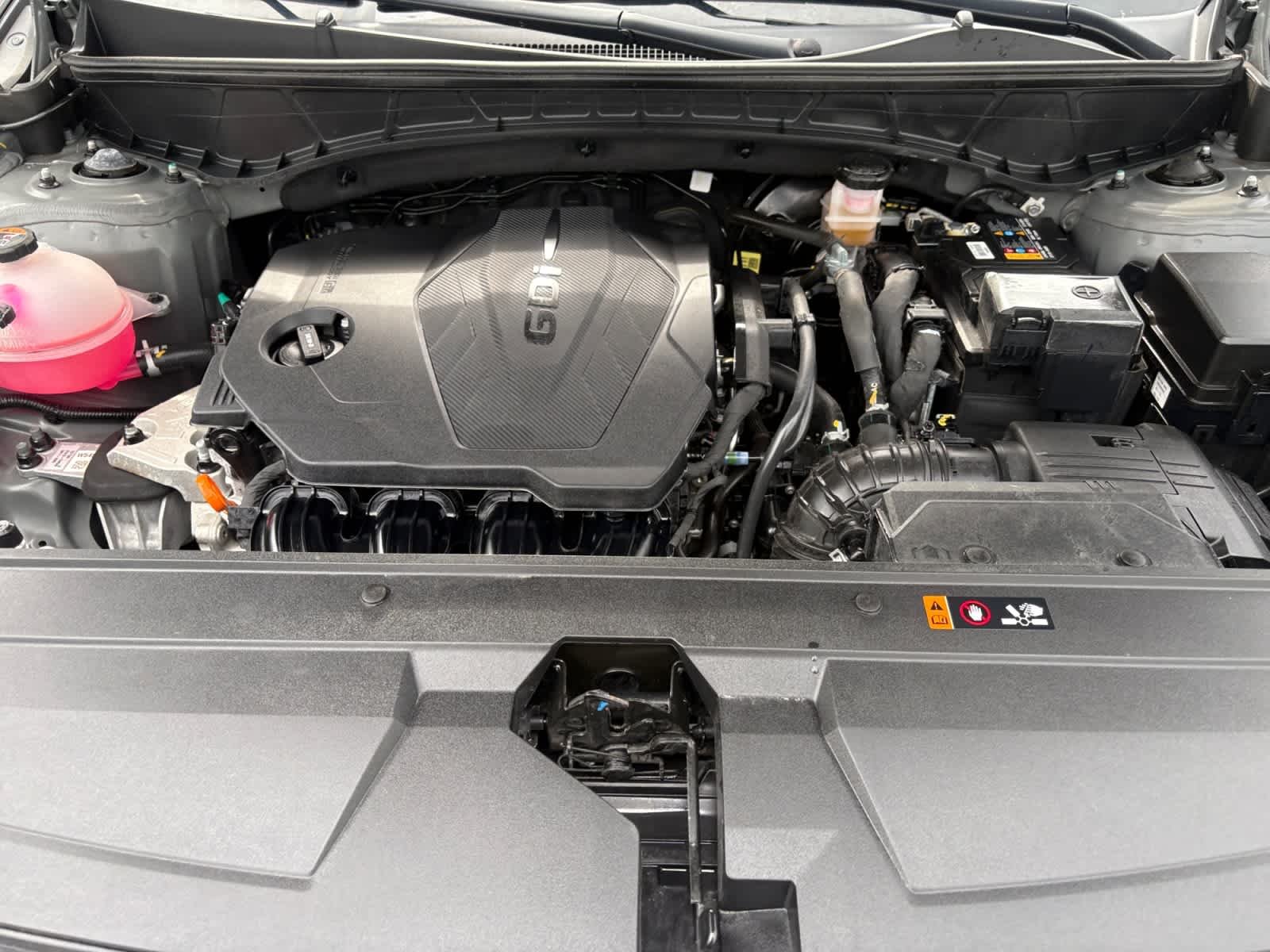 Used 2025 Hampton Gray Hyundai SEL image 17