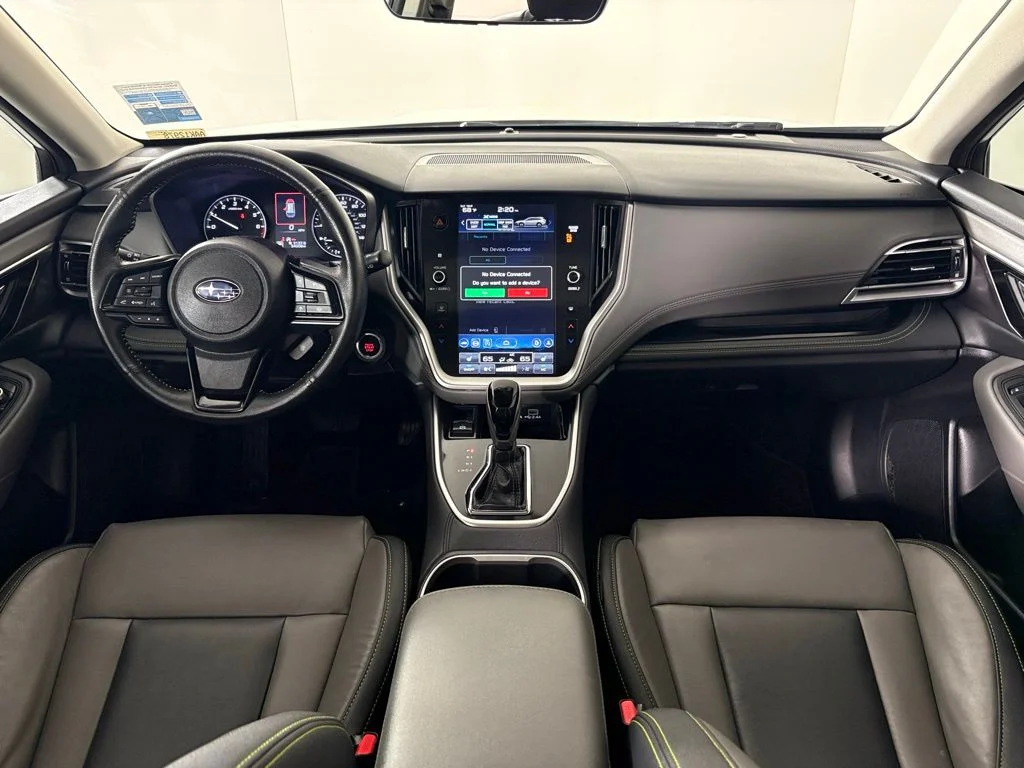 Used 2025 Crystal White Pearl Subaru Onyx Edition image 39