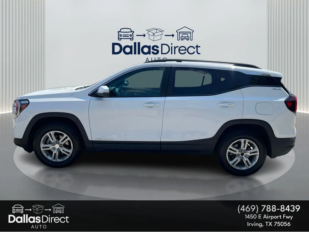 Used 2023 Summit White GMC SLE image 9