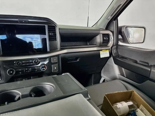 New 2026 Oxford White Ford XL image 50