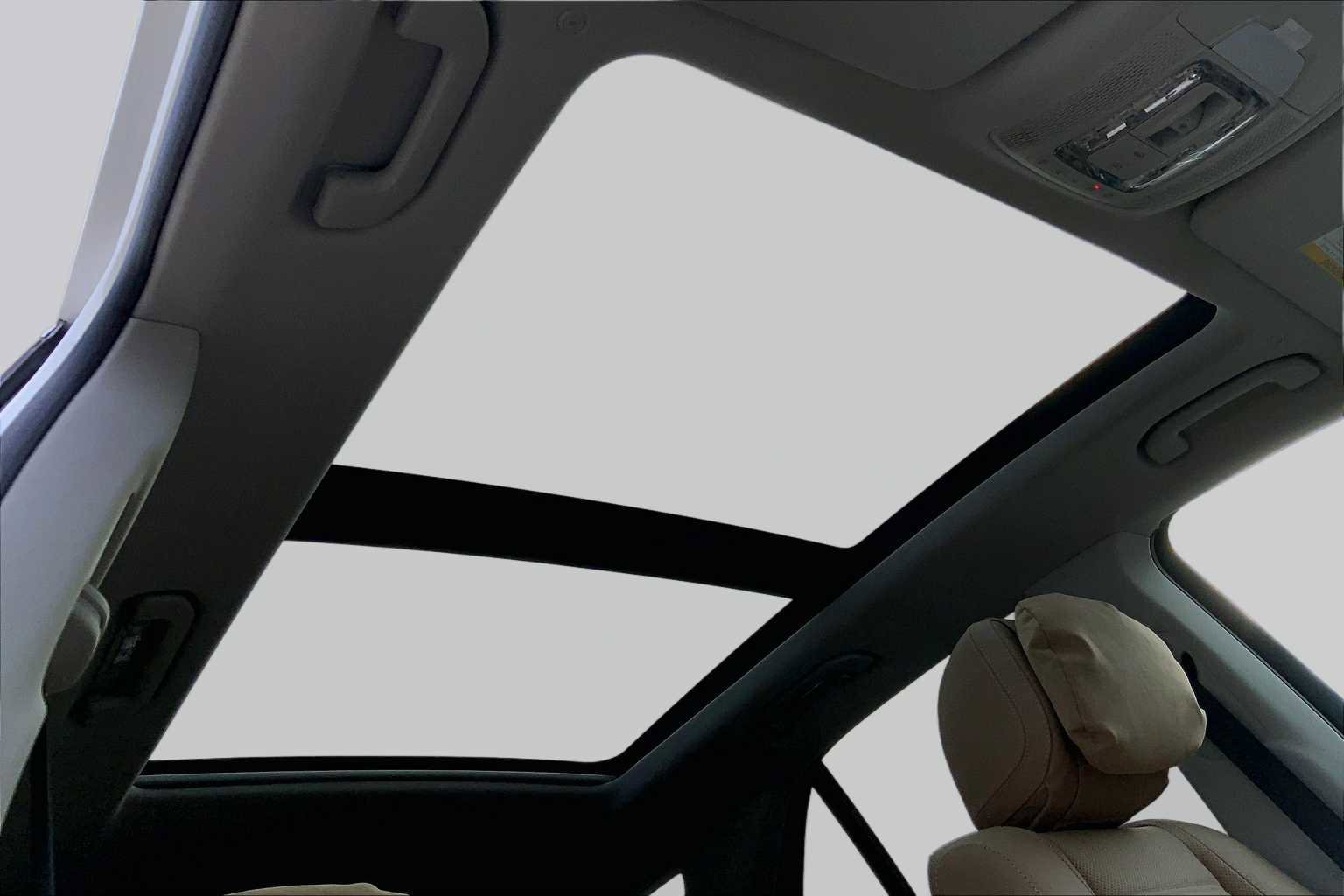 New 2026 Polar White Mercedes-Benz GLE 350 image 11