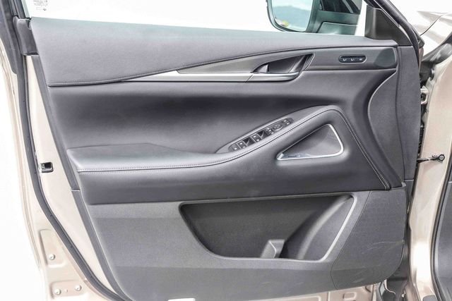 Used 2023 Silver INFINITI LUXE image 14