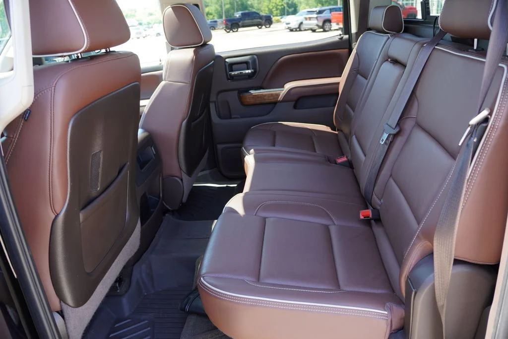 Used 2015 Black Chevrolet High Country image 19