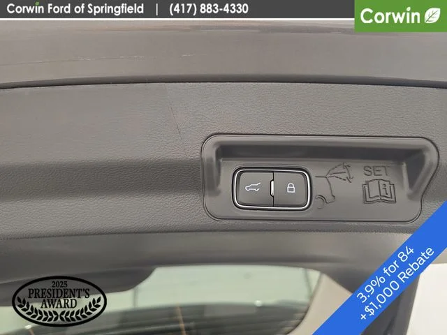 New 2026 Carbonized Gray Metallic Ford Platinum™ image 21