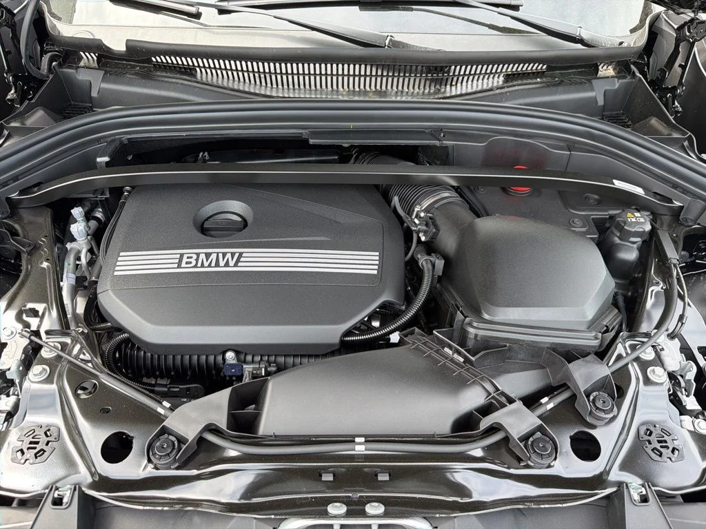 Used 2026 Black BMW xDrive28i image 13