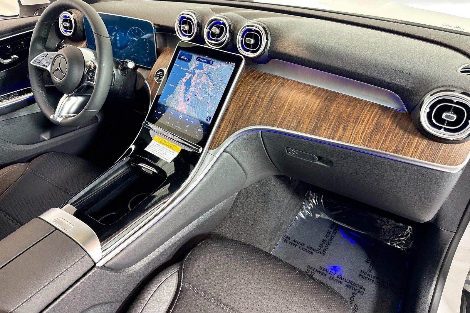 New 2026 Polar White Mercedes-Benz GLC 300 image 27