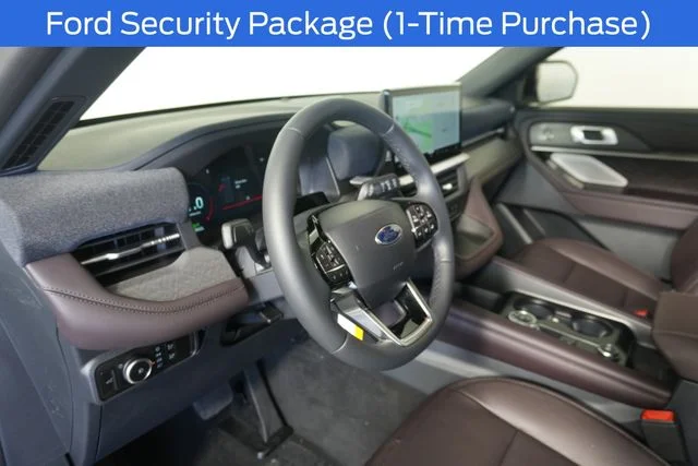 New 2027 Star White Metallic Tri-Coat Ford Platinum™ image 5