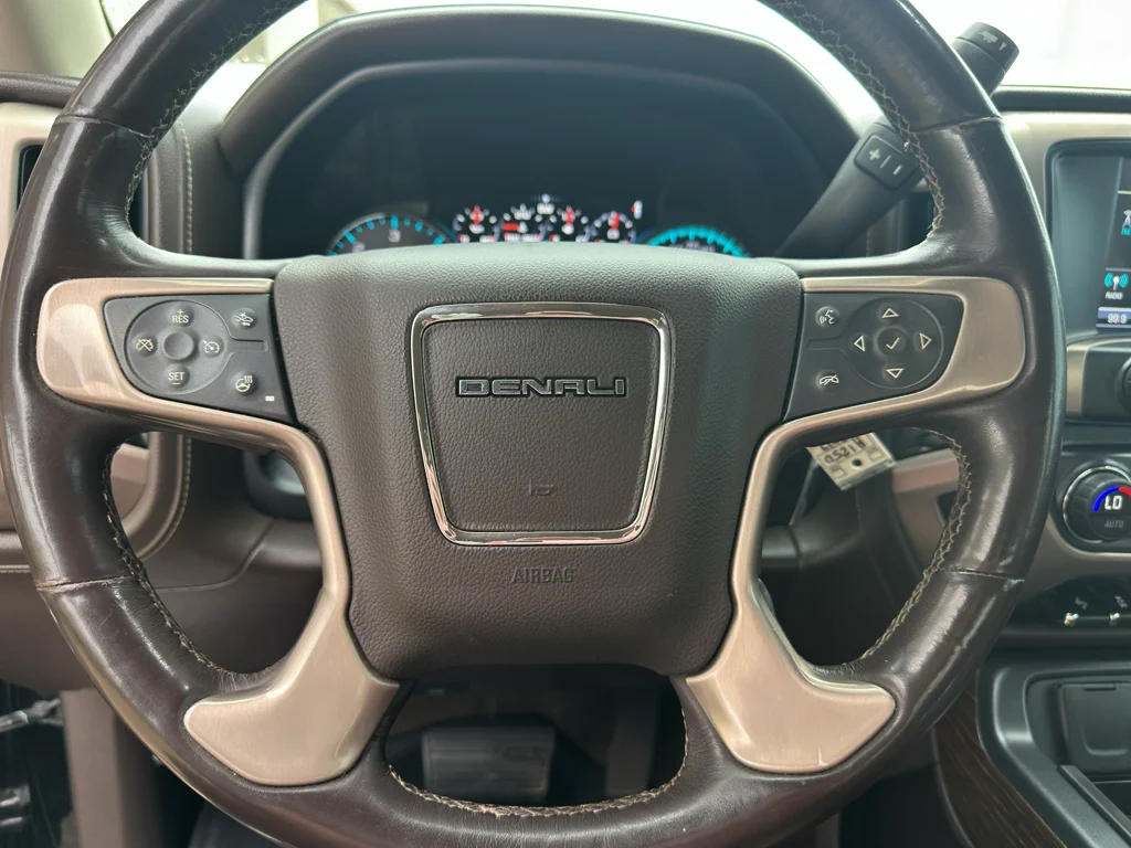 Used 2017 Onyx Black GMC Denali image 16