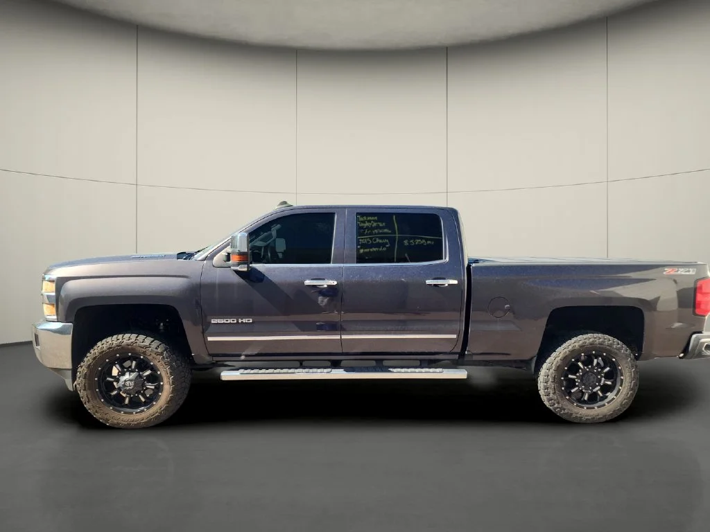 Used 2015 Gray Chevrolet LTZ image 4