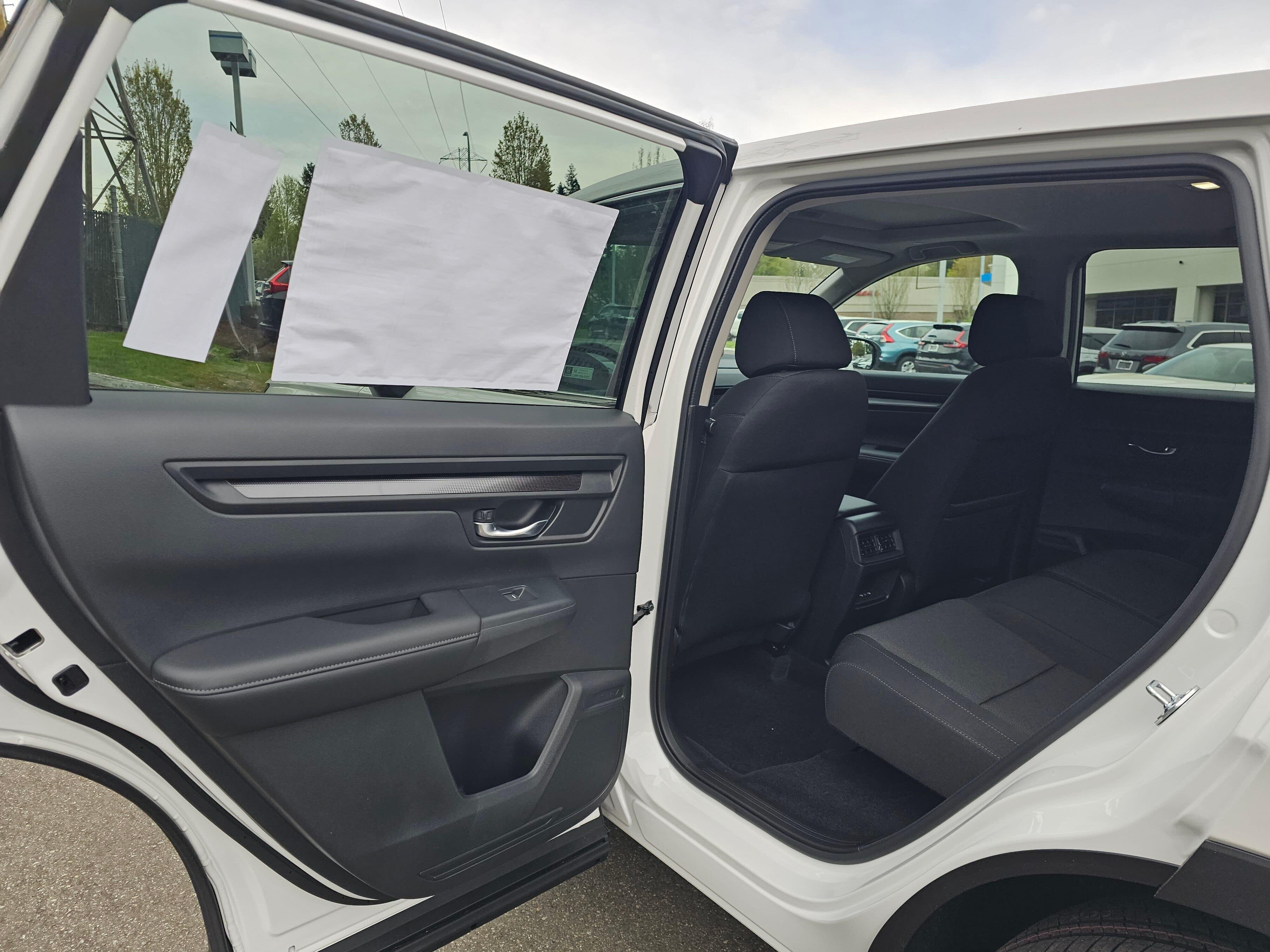 New 2026 Platinum White Pearl Honda EX image 17