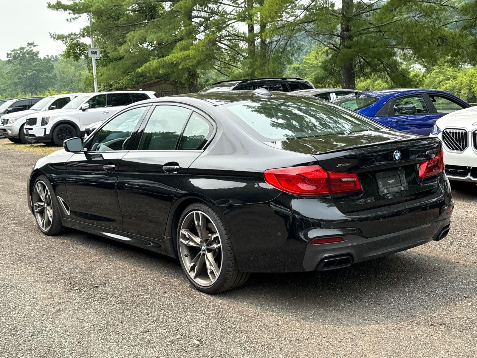 Used 2018 Black Sapphire Metallic BMW M550i xDrive image 7