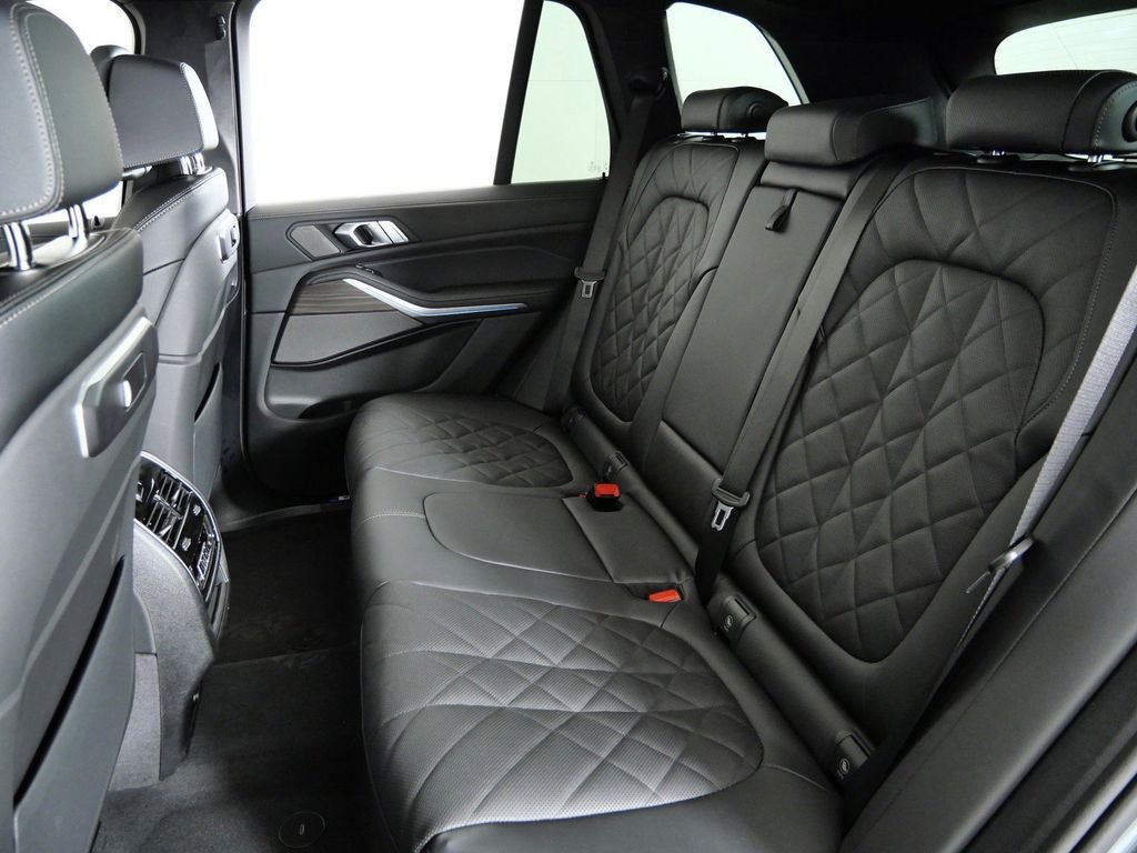 Used 2026 Skyscraper Grey Metallic BMW xDrive50e image 34