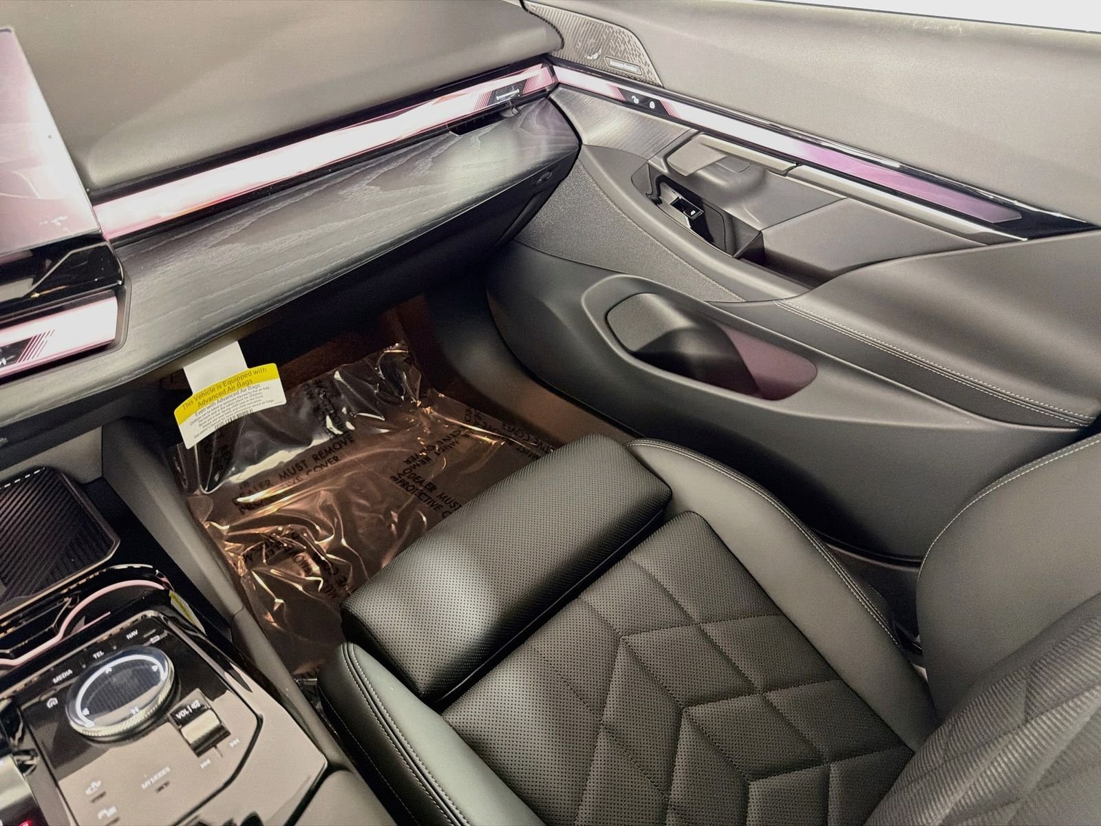 New 2027 Oxide Grey Metallic BMW 530i image 25