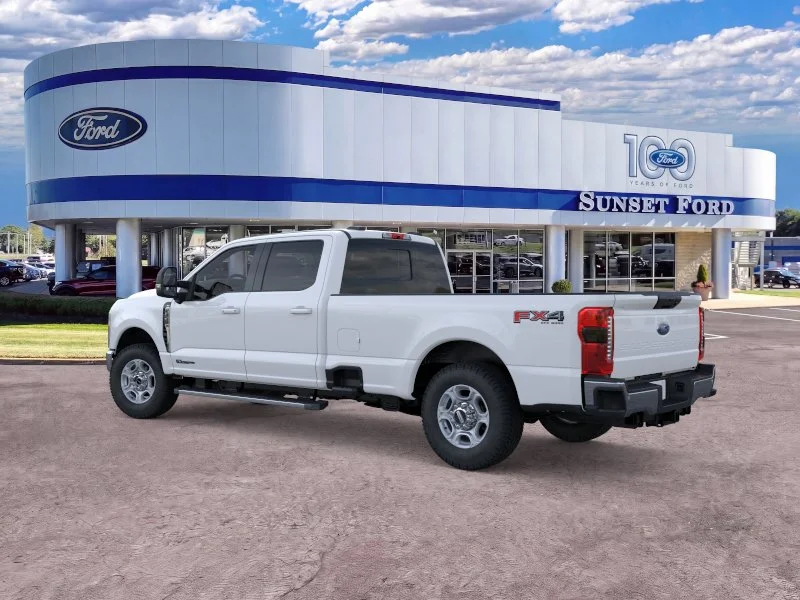 New 2026 Oxford White Ford XLT image 4