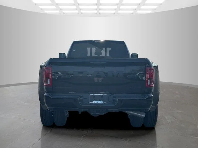 New 2026 Diamond Black Crystal Pearl-Coat Exterior Paint RAM LARAMIE image 6