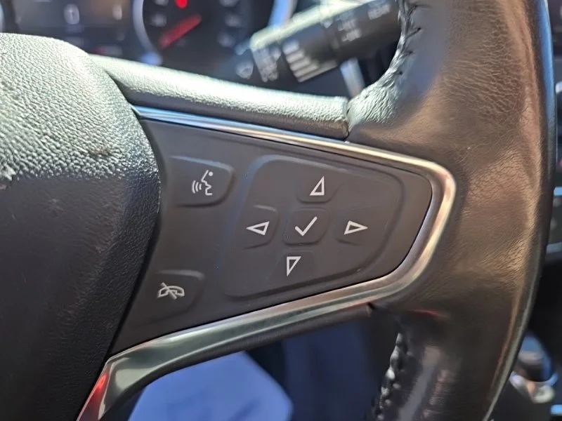 Used 2021 Silver Chevrolet LT image 13