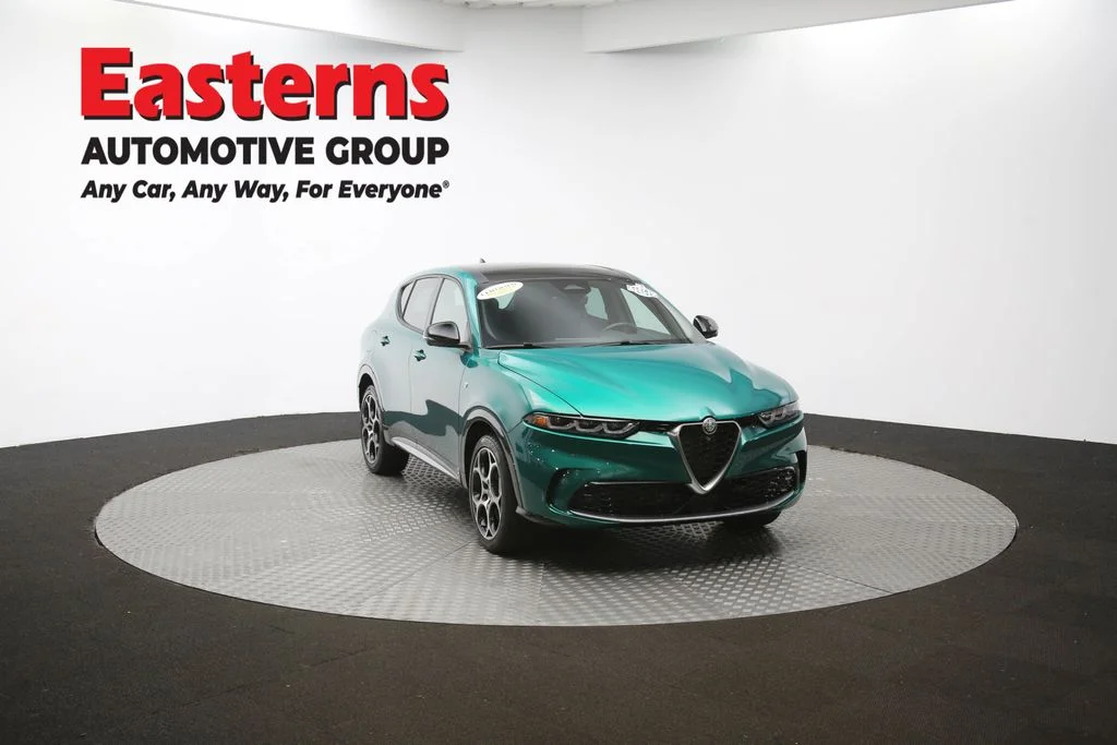 Used 2024 Green Alfa Romeo Ti image 51
