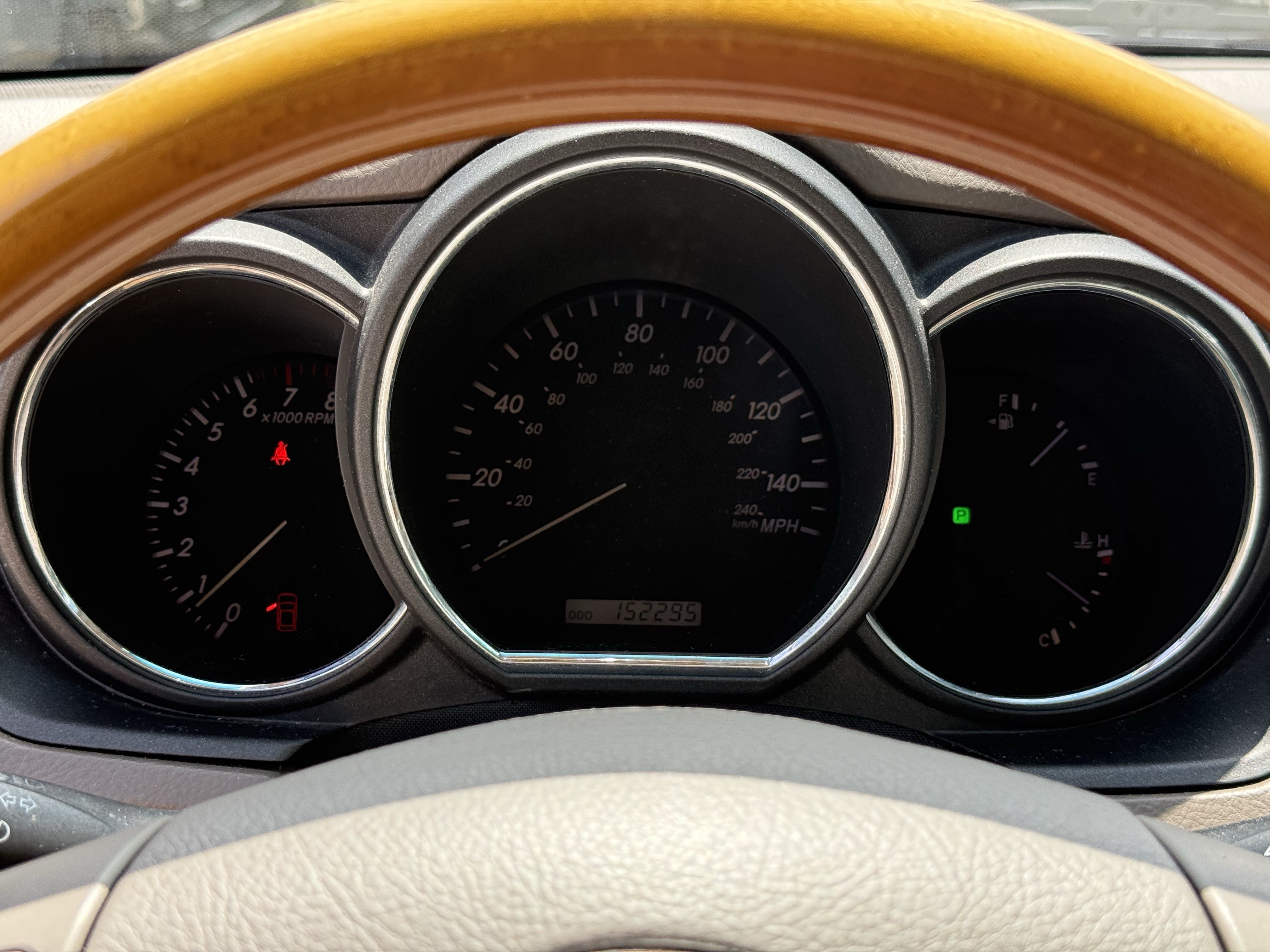 Used 2008 White Lexus  image 17