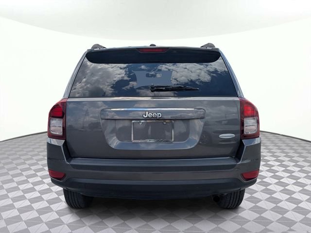 Used 2016 Jeep Compass Latitude with VIN 1C4NJCEA1GD665921 for sale in Lake City, FL