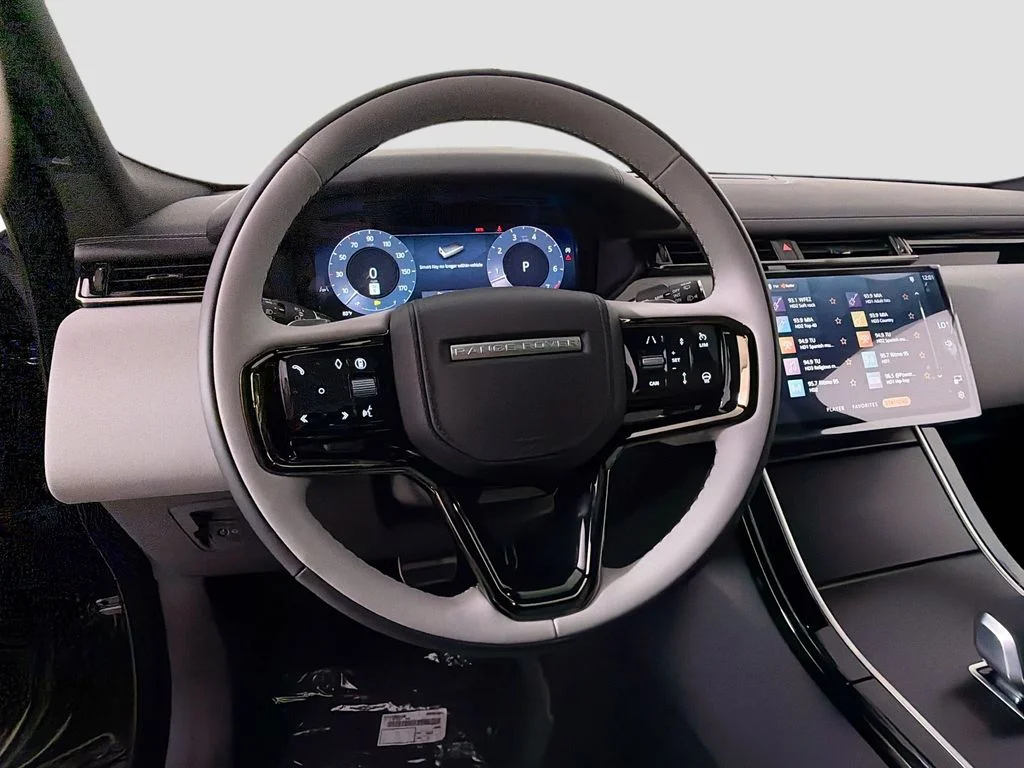 New 2026 Santorini Black Land Rover Belgravia Edition image 11