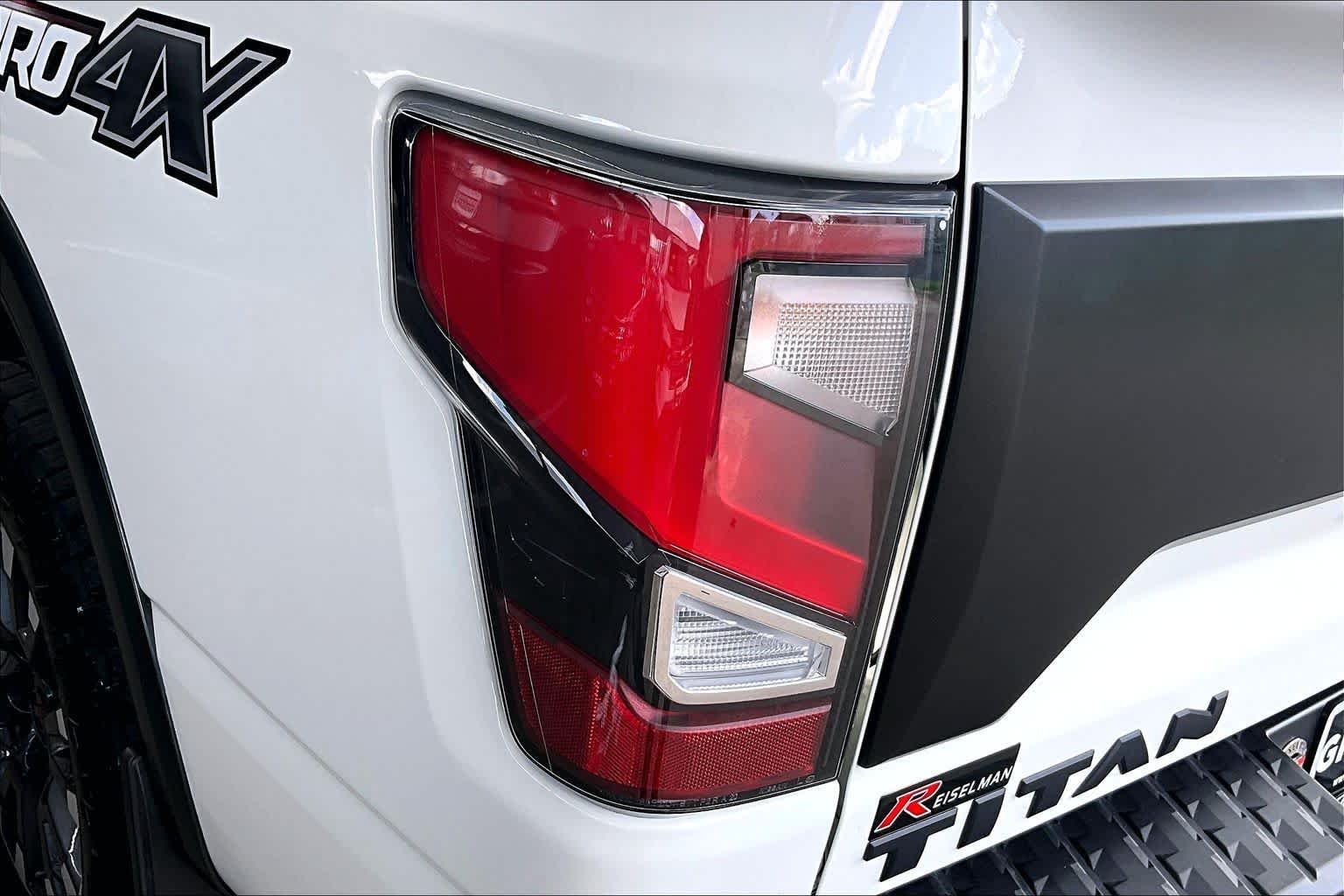 Used 2024 Glacier White Nissan PRO-4X image 29