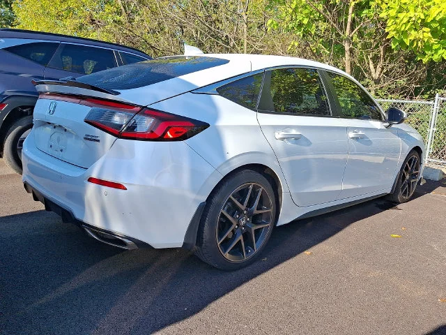 Used 2022  Honda Sport Touring image 4