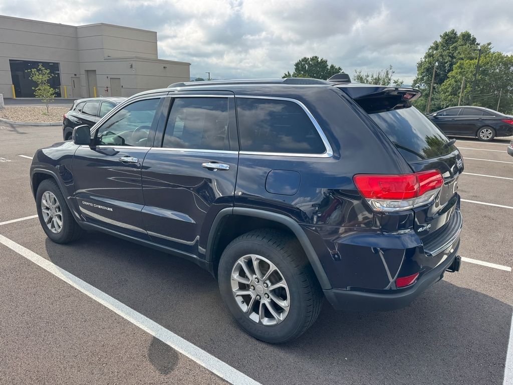 Used 2015 Blue Jeep Limited image 11