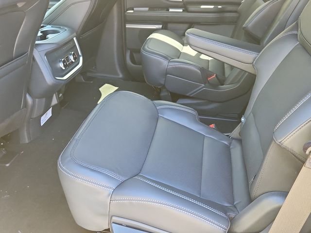 New 2026 Star White Metallic Tri-Coat Ford Platinum® image 10