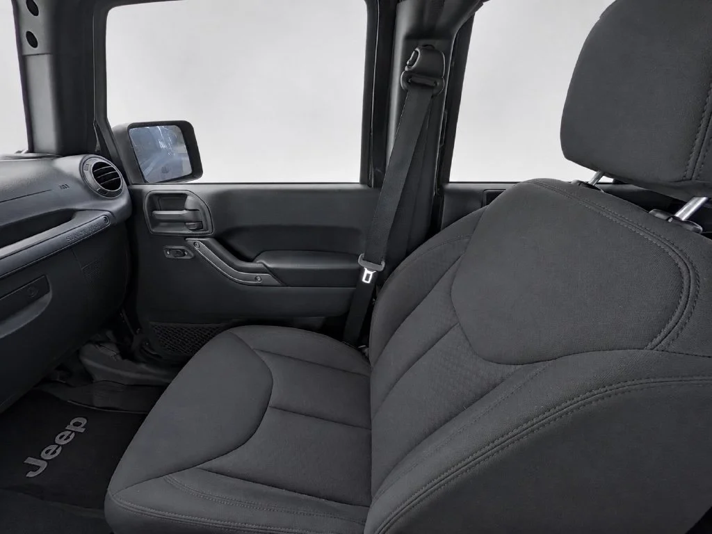 Used 2017 Black Jeep Unlimited Sport image 14