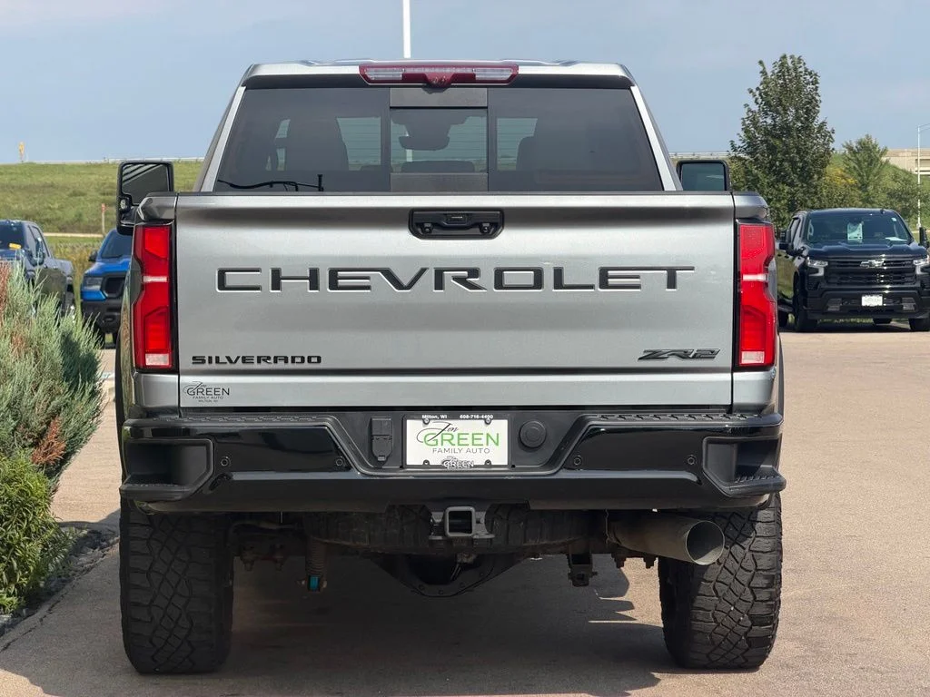 Used 2025 Gray Chevrolet ZR2 image 8