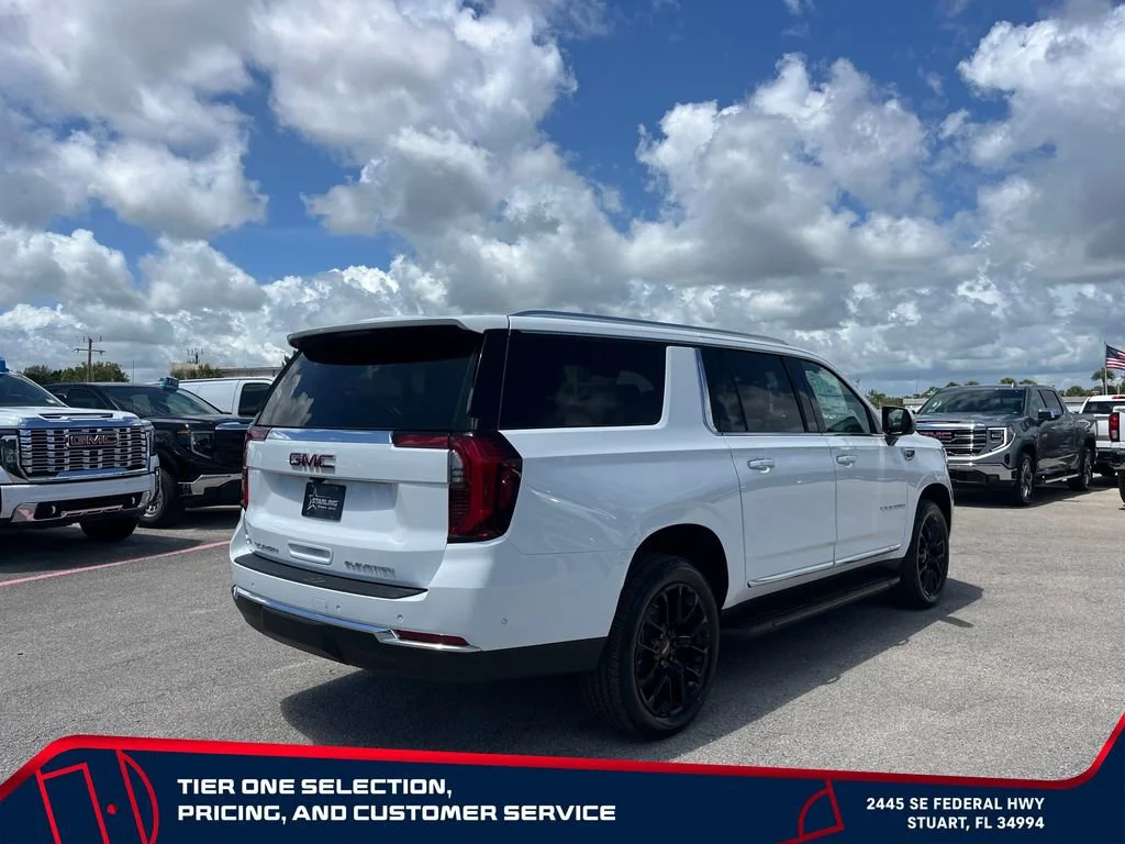 New 2026 Summit White GMC Elevation image 7
