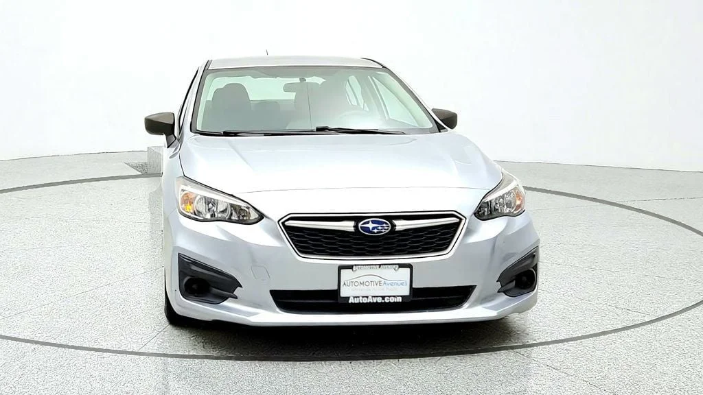 Used 2019 Ice Silver Metallic Subaru 2.0i 4-door CVT image 2