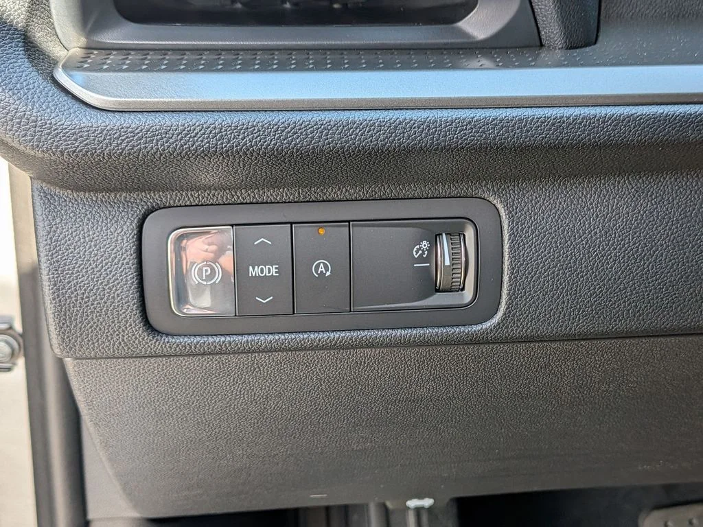 2026 Chevrolet Traverse LT - Photo 17