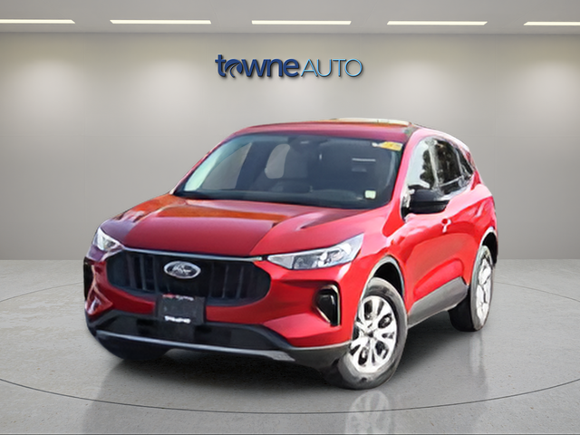 Used 2023 Red Ford Active image 8